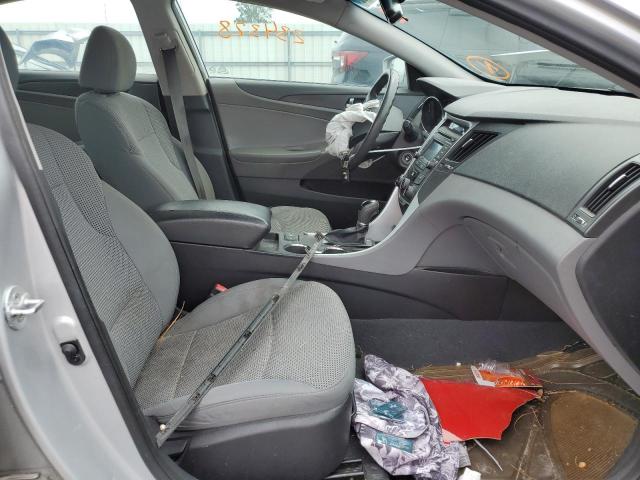 5NPEB4ACXEH938789 - 2014 HYUNDAI SONATA GLS SILVER photo 5