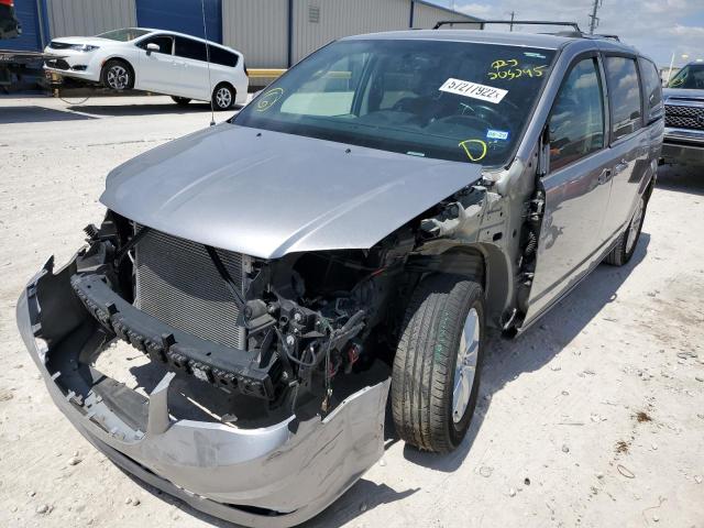 2C4RDGCGXJR205295 - 2018 DODGE GRAND CARA SILVER photo 2