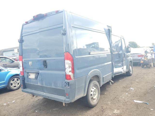 3C6TRVDG9JE161292 - 2018 RAM PROMASTER BLUE photo 4