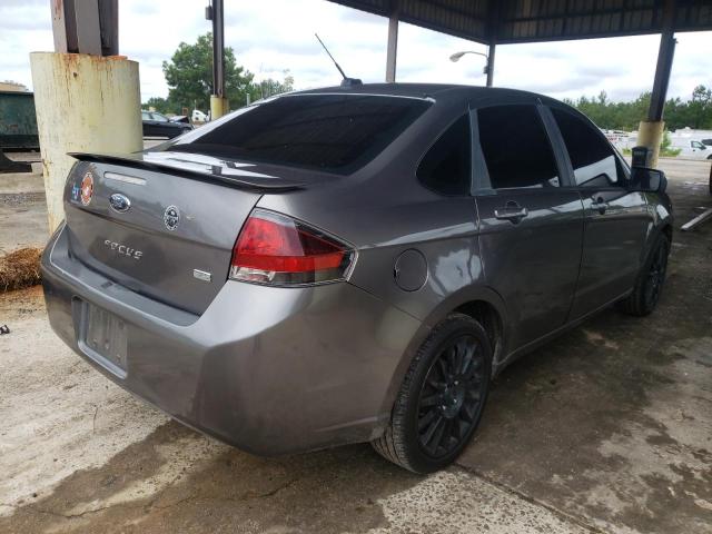 1FAHP3GN9AW139906 - 2010 FORD FOCUS SES GRAY photo 4