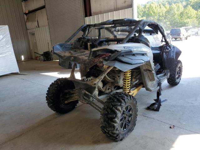 3JBVGAY41KK002790 - 2019 CAN-AM MAVERICK X GRAY photo 4