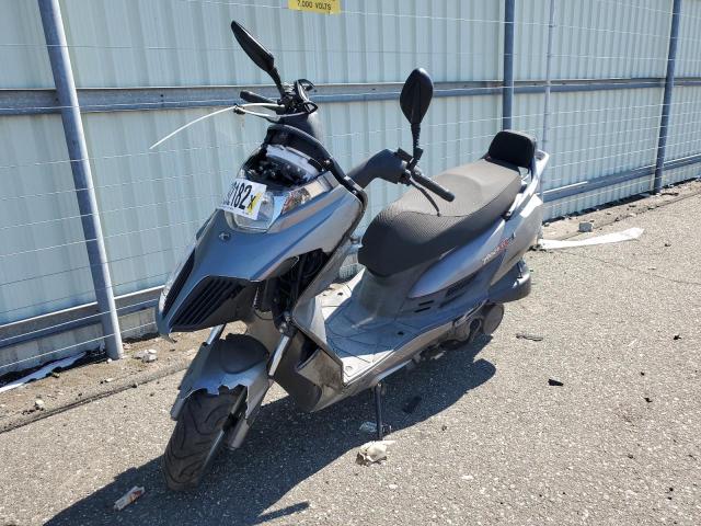 RFBT9H156AB210218 - 2010 KYMCO USA INC YAGER 300I SILVER photo 2