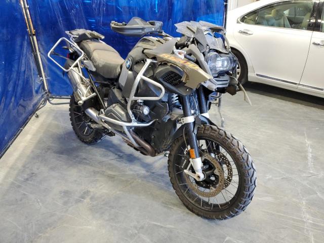 WB10A1206EZ096457 - 2014 BMW R1200 GS A GREEN photo 1