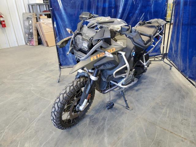 WB10A1206EZ096457 - 2014 BMW R1200 GS A GREEN photo 2