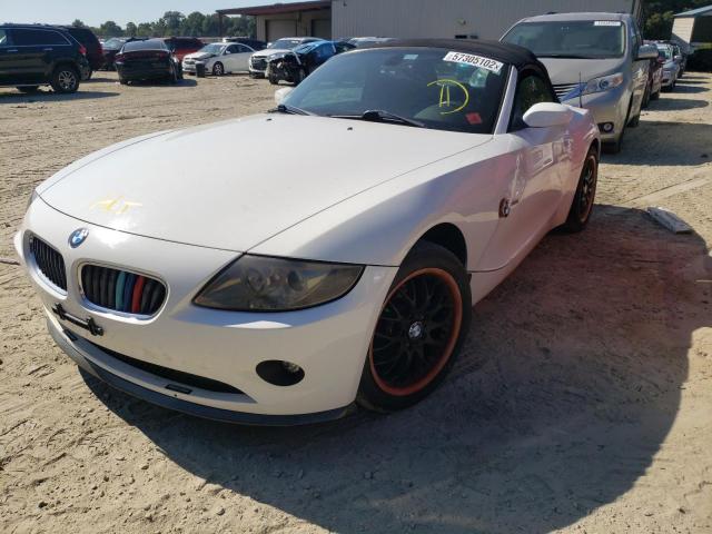 4USBT33483LS48123 - 2003 BMW Z4 2.5 WHITE photo 2