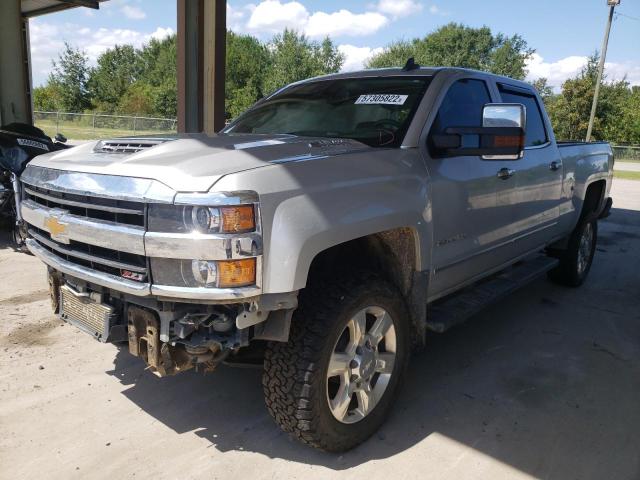 1GC1KTEY2KF175767 - 2019 CHEVROLET 2500 4X4 SILVER photo 2