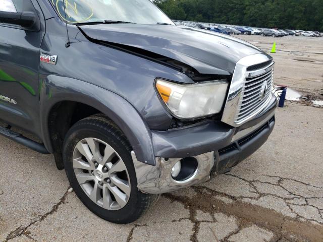 5TFFY5F16CX121174 - 2012 TOYOTA TUNDRA CRE GRAY photo 9