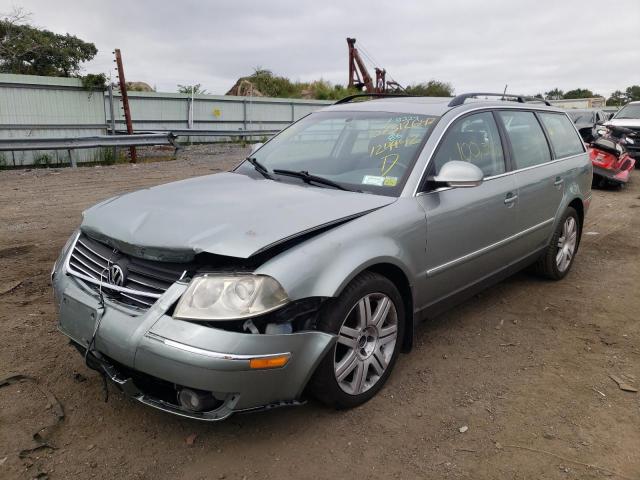 WVWYU63BX5E124942 - 2005 VOLKSWAGEN PASSAT GLX Yaşıl foto 2