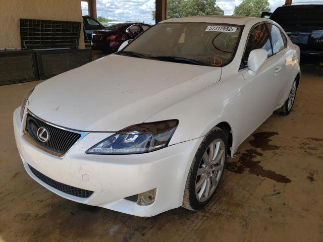 JTHBE262875015825 - 2007 LEXUS IS 350 WHITE photo 2