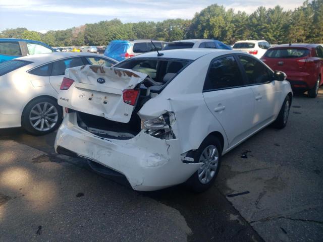 KNAFU4A24A5881745 - 2010 KIA FORTE EX WHITE photo 4