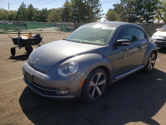 3VWVA7AT0CM627879 - 2012 VOLKSWAGEN BEETLE TUR GRAY photo 2