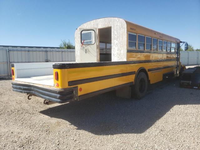 4DRBRAAP83B959473 - 2003 IC CORPORATION 3000 YELLOW photo 4