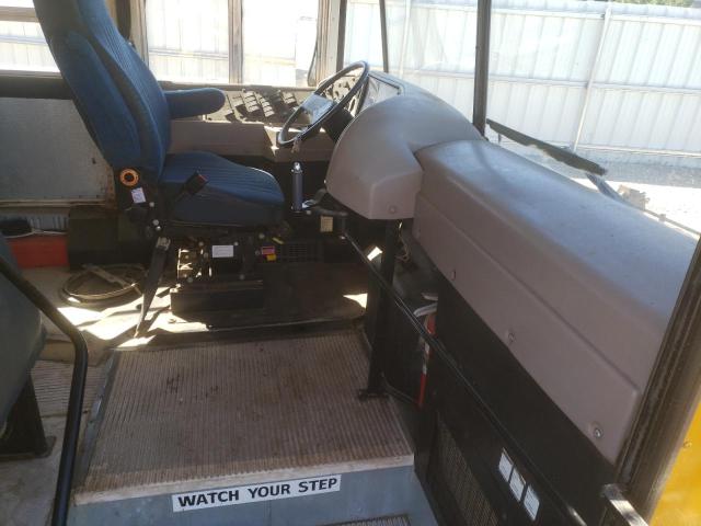 4DRBRAAP83B959473 - 2003 IC CORPORATION 3000 YELLOW photo 5