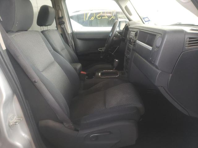 1J8HG48K28C166793 - 2008 JEEP COMMANDER 银色 照片 5