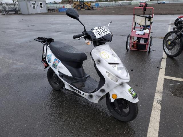 L5YACBPZ6M1111480 - 2021 WOLF SCOOTER WHITE photo 1