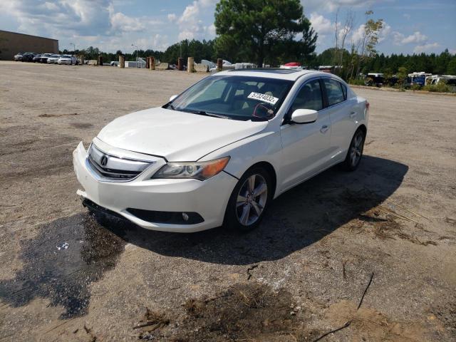 19VDE1F52DE020560 - 2013 ACURA ILX WHITE photo 2