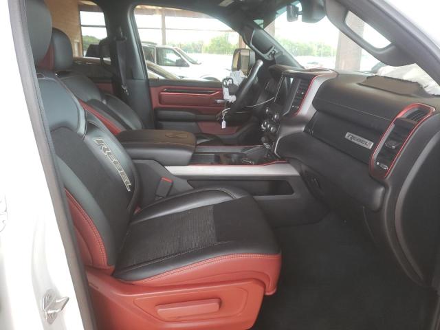 1C6RRFLG8KN812765 - 2019 RAM 1500 REBEL თეთრი ფოტო 5