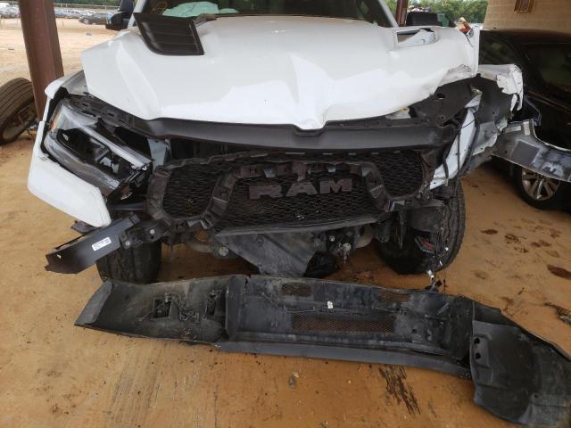 1C6RRFLG8KN812765 - 2019 RAM 1500 REBEL თეთრი ფოტო 9