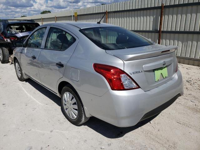 3N1CN7AP6JL840567 - 2018 NISSAN VERSA S SILVER photo 3