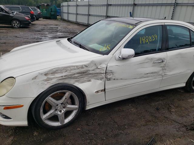 WDBUF72X99B373380 - 2009 MERCEDES-BENZ E 550 WHITE photo 9