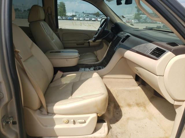 1GYFK66898R245031 - 2008 CADILLAC ESCALADE E BEIGE photo 5