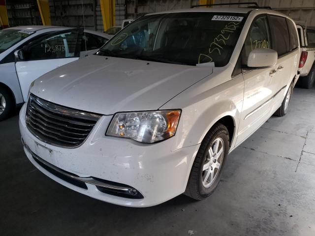 2C4RC1BG6CR213043 - 2012 CHRYSLER TOWN & COU WHITE photo 2