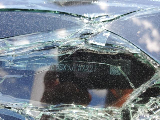 1G1ZE5SX5JF118827 - 2018 CHEVROLET MALIBU PRE WHITE photo 10