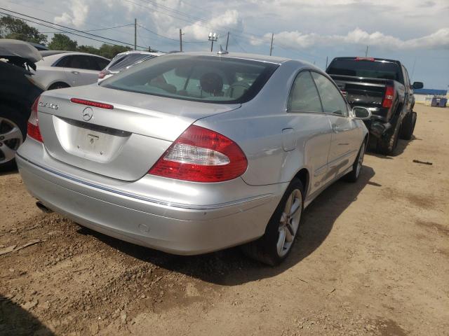 WDBTJ56H57F219210 - 2007 MERCEDES-BENZ CLK 350 SILVER photo 4