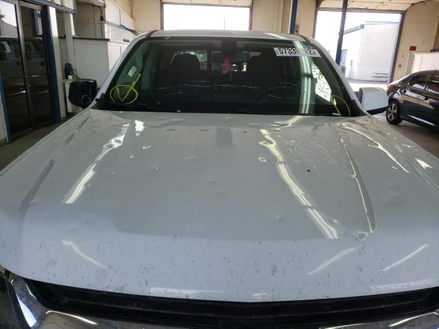 1GCGTCENXH1228394 - 2017 CHEVROLET COLORADO L WHITE photo 9