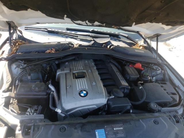 WBANF33547CW70895 - 2007 BMW 525 XI  photo 7