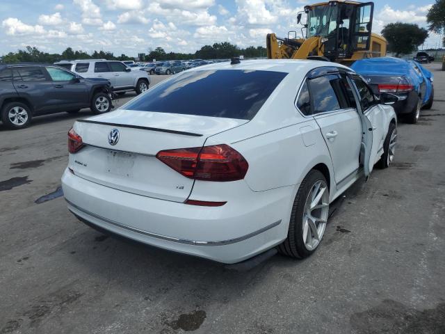 1VWBT7A36HC039720 - 2017 VOLKSWAGEN PASSAT SE WHITE photo 4