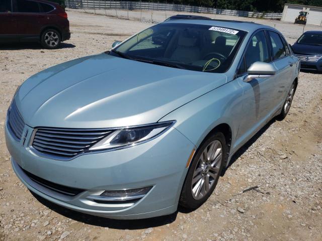 3LN6L2LU3DR813619 - 2013 LINCOLN MKZ HYBRID SILVER photo 2