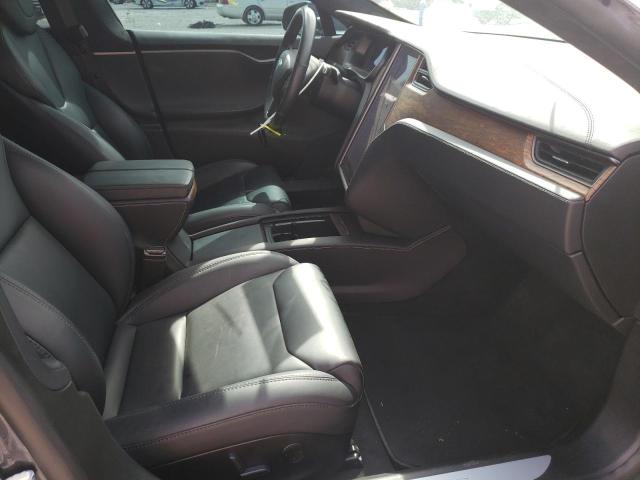 5YJSA1E26LF363088 - 2020 TESLA MODEL S Մոխրագույն լուսանկար 5