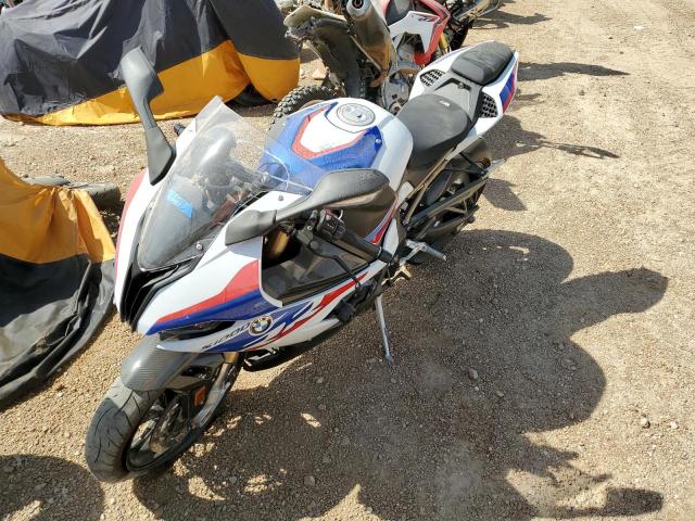 WB10E2304M6E48060 - 2021 BMW S 1000 RR WHITE photo 2