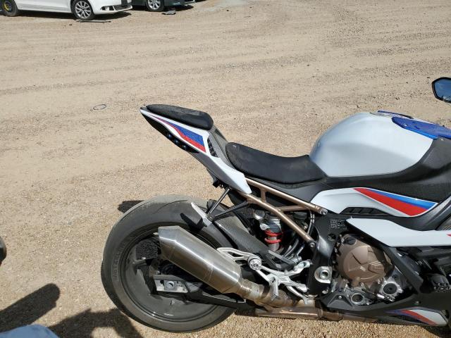 WB10E2304M6E48060 - 2021 BMW S 1000 RR WHITE photo 6
