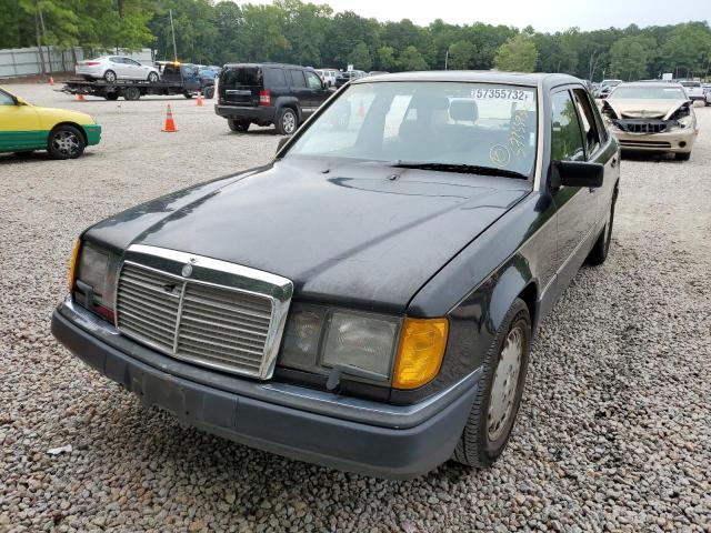 WDBEA30D5LB209491 - 1990 MERCEDES-BENZ 300 E BLACK photo 2