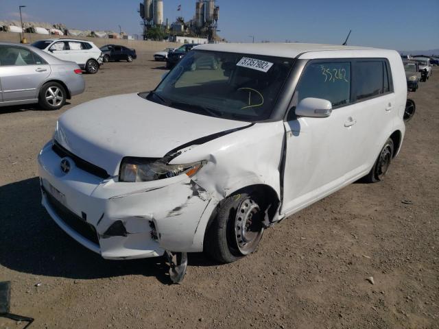 JTLZE4FE5FJ074668 - 2015 TOYOTA SCION XB WHITE photo 2