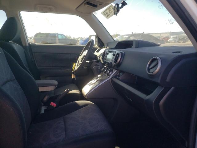 JTLZE4FE5FJ074668 - 2015 TOYOTA SCION XB WHITE photo 5