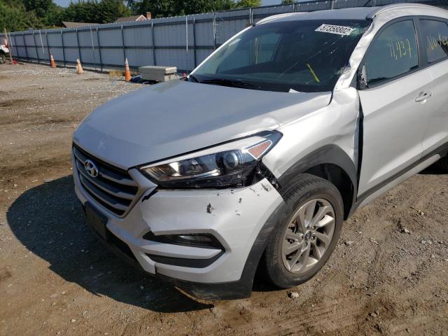 KM8J33A43JU770164 - 2018 HYUNDAI TUCSON SEL SILVER photo 9