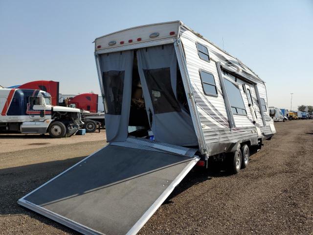 4X4TPTC25DP044221 - 2013 PUMA TRAILER WHITE photo 4