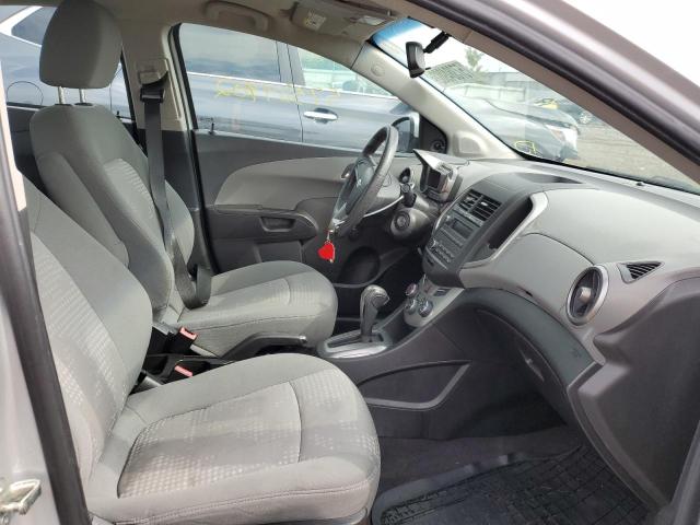 1G1JA5SH5E4155315 - 2014 CHEVROLET SONIC LS SILVER photo 5