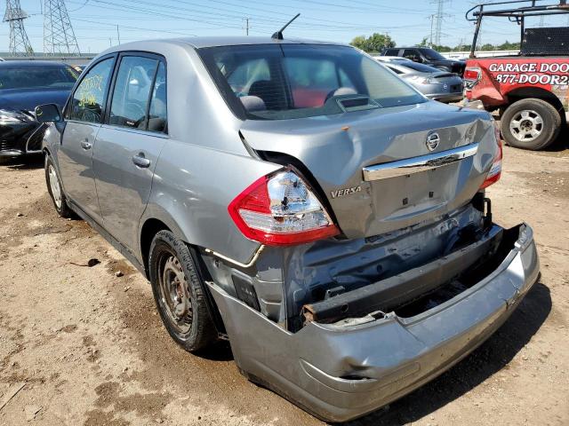 3N1BC11EX8L362774 - 2008 NISSAN VERSA S GRAY photo 3