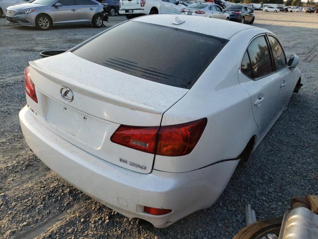 JTHBK262675029330 - 2007 LEXUS IS 250 WHITE photo 4