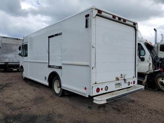 4UZAANCP24CM43385 - 2004 FREIGHTLINER CHASSIS M WHITE photo 3