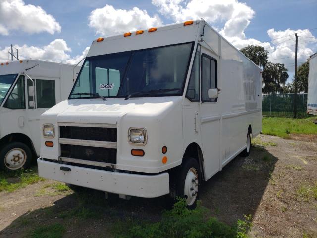 4UZAANBW14CM41474 - 2004 FREIGHTLINER CHASSIS M WHITE photo 2