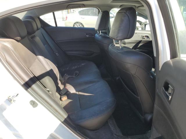 19UDE2F32GA024712 - 2016 ACURA ILX BASE W WHITE photo 6