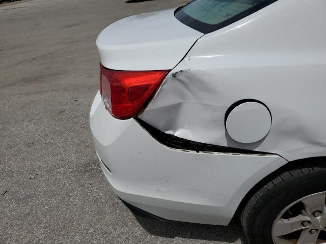 1G11C5SA4GF121998 - 2016 CHEVROLET MALIBU LIM თეთრი ფოტო 9