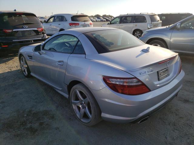 WDDPK4HA5FF100006 - 2015 MERCEDES-BENZ SLK 250 SILVER photo 3