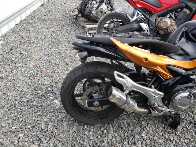 JS1VP55A0D2100068 - 2013 SUZUKI SV650 GOLD photo 6