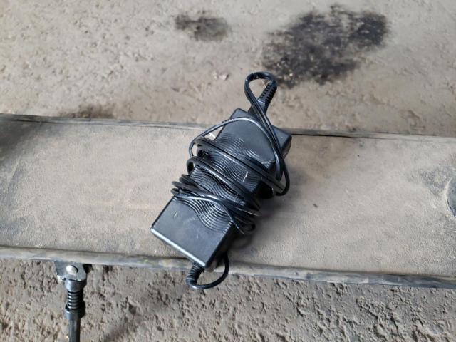 undefined - 2000 YALE E-SCOOTER BLACK photo 9